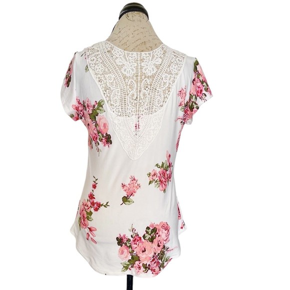 No Boundaries Blouse Size Large Size 11-13 Floral Short Sleeve Crochet Cut Out - Picture 6 of 12